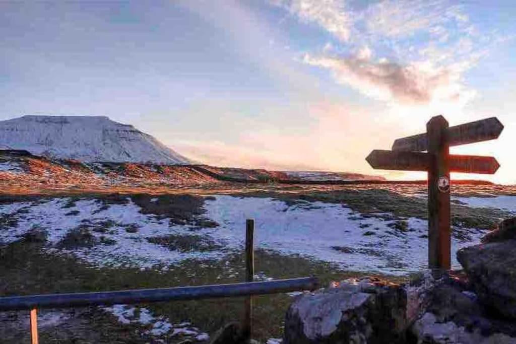 Ingledale Apartment, Ingleton, Yorkshire Dales National Park, Famous Three Peaks, Near The Lake District, Pets Are Welcome Ingleton  Kültér fotó